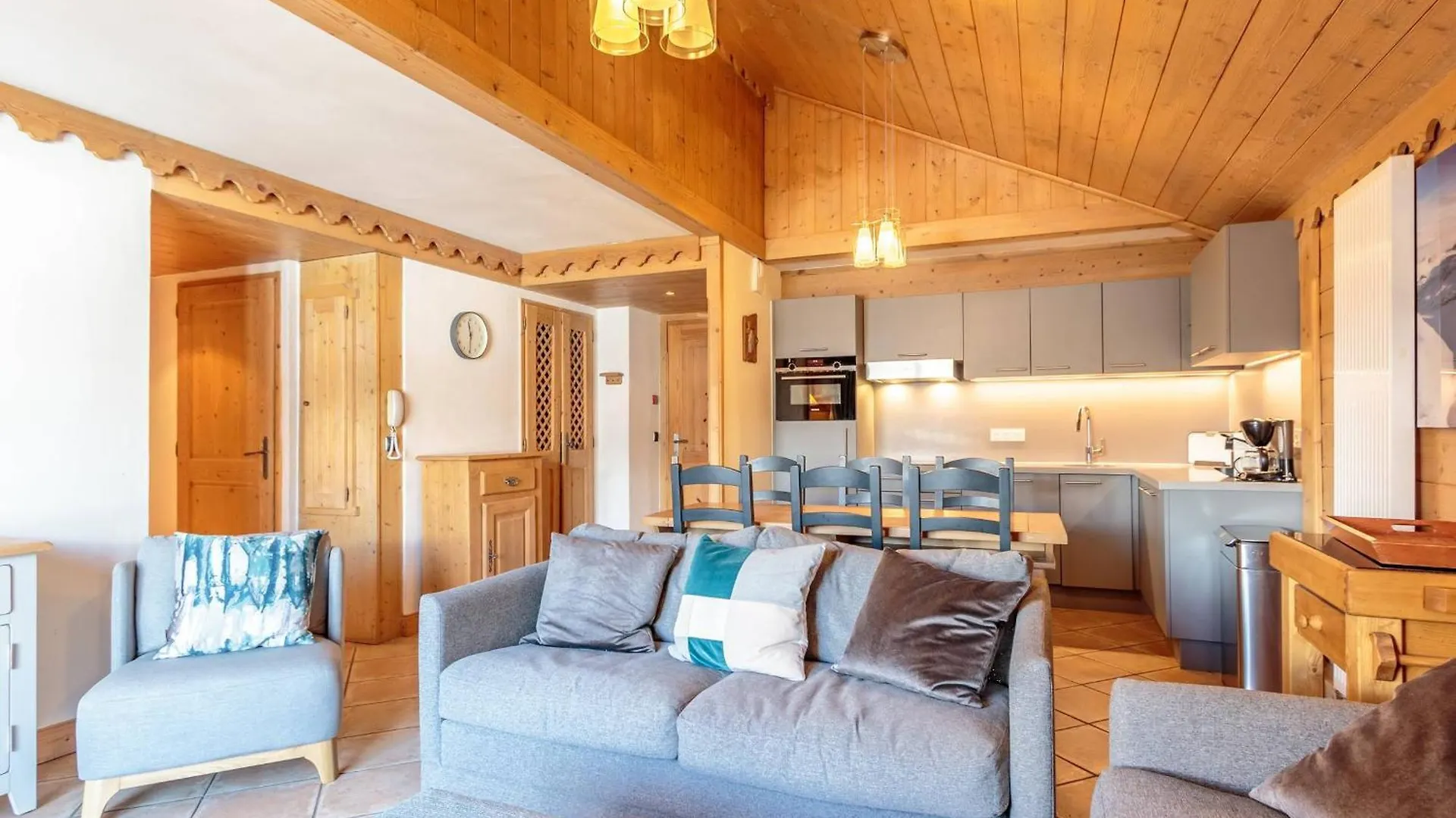 Chalet 3 Chambres Avec Spa Et Piscine, Pied Des Pistes - Fr-1-461-25 Saint-Martin-de-Belleville France